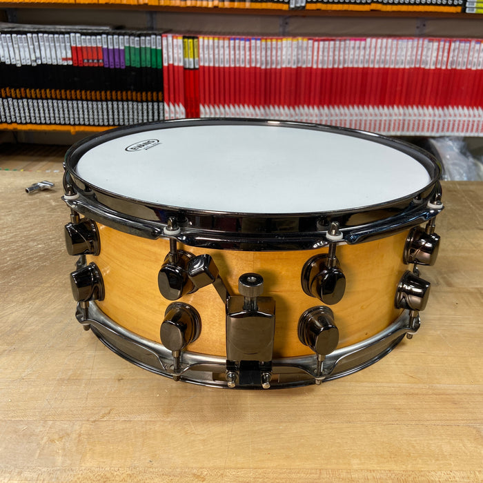 Custom 16 Ply Maple 14" x 5.5" Snare Drum - Natural