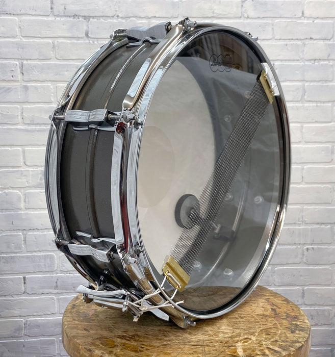 Ludwig 5" x 14" Refurbished Acrolite Snare Drum