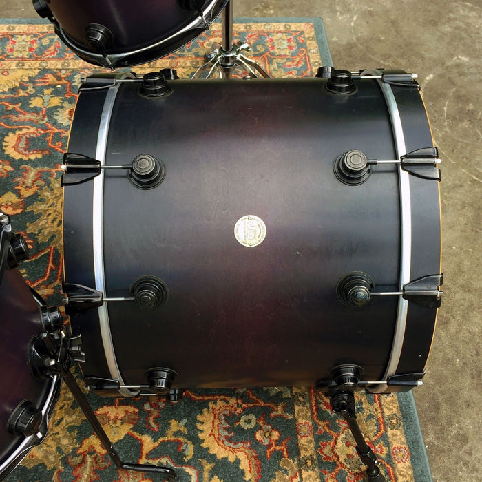 DW Collectors Series 5pc Shell Pack in Black/Purple Burst w/ Black Hardware