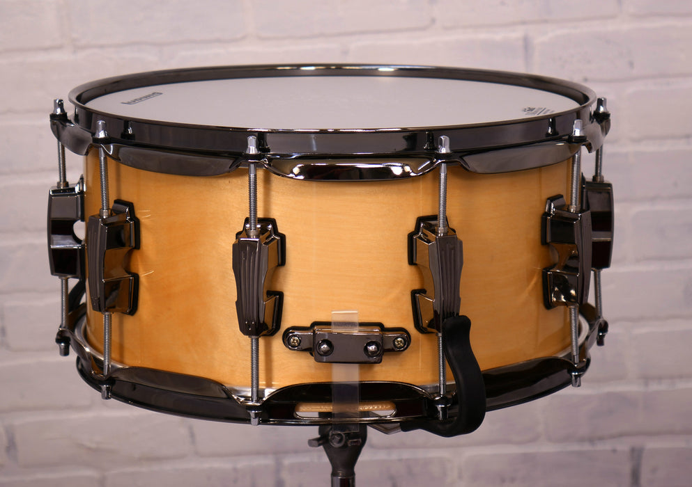 Ludwig Epic 6.5" x 13" Snare Drum - Gloss Natural w/ Black Hardware