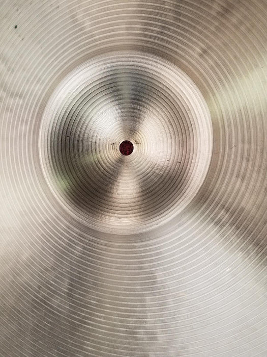 Zildjian 18" K Dark Thin Crash Cymbal 1418 Grams