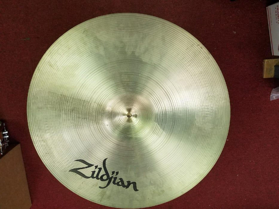 Zildjian 20" Light Ride Cymbal 2108 Grams
