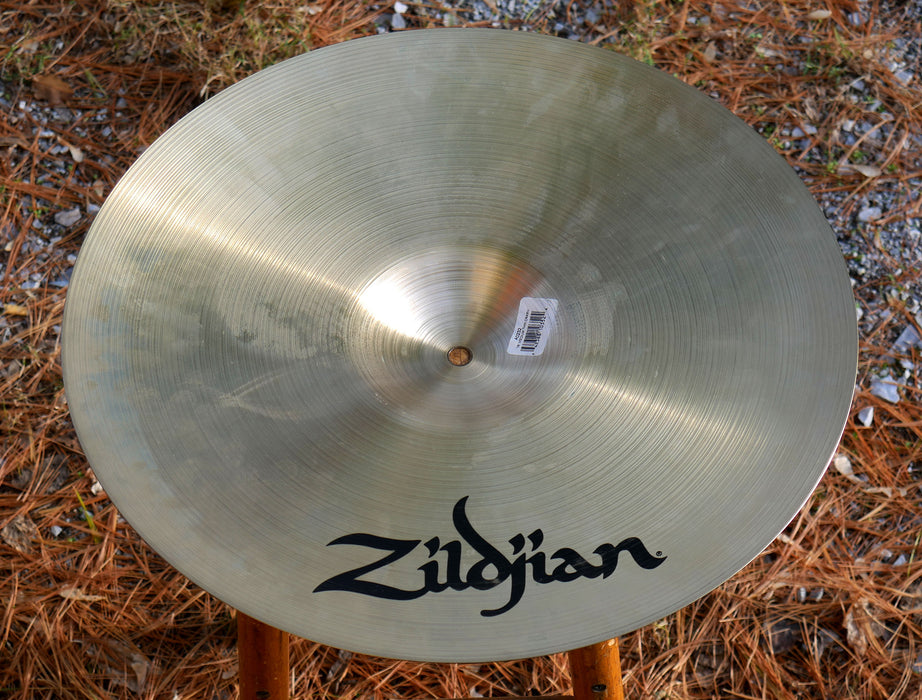 Zildjian Avedis 18" Medium Thin Crash 1630 grams
